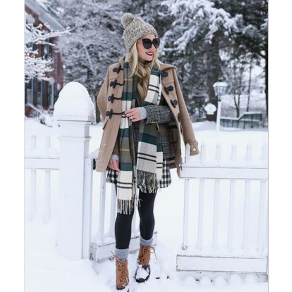 HOST PICK x2 Mustard pom beanie - Picture 4 of 7